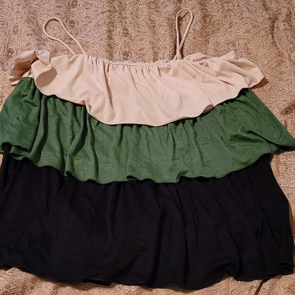 Flirty tiered Top